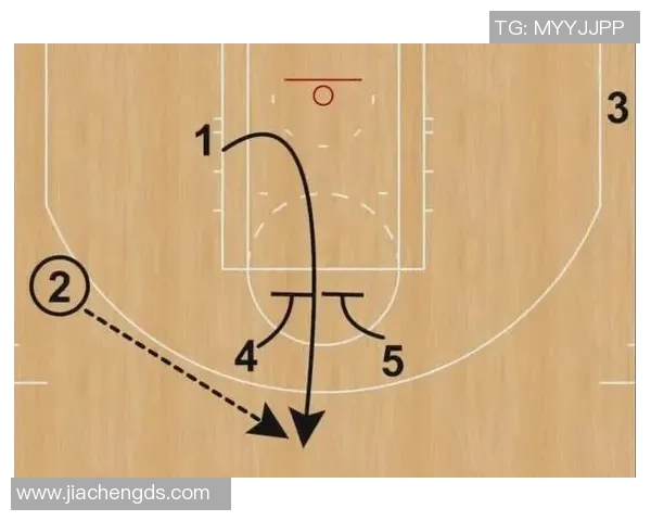 深圳攀岩队快攻战术解析与实战应用探讨